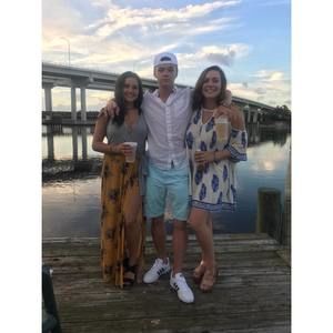 Meet your Posher, Abby